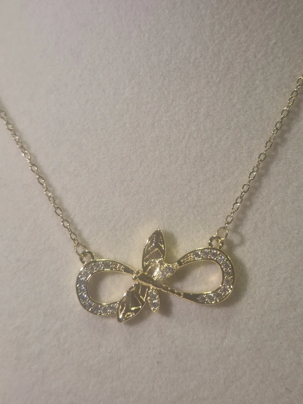 N/A elegant gold